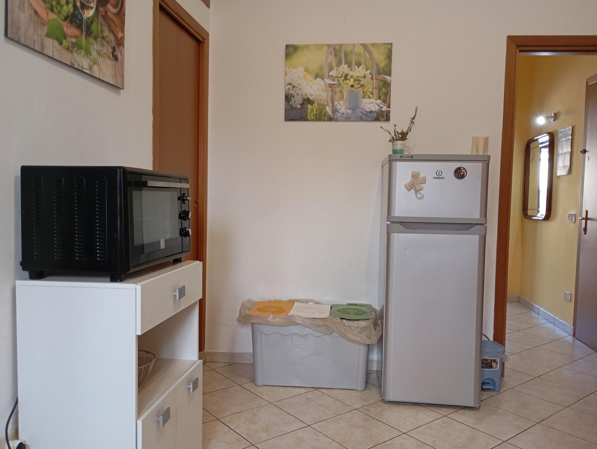 A Casa Di Ste - Vicino Aeroporto Falcone Borsellino Карини Екстериор снимка